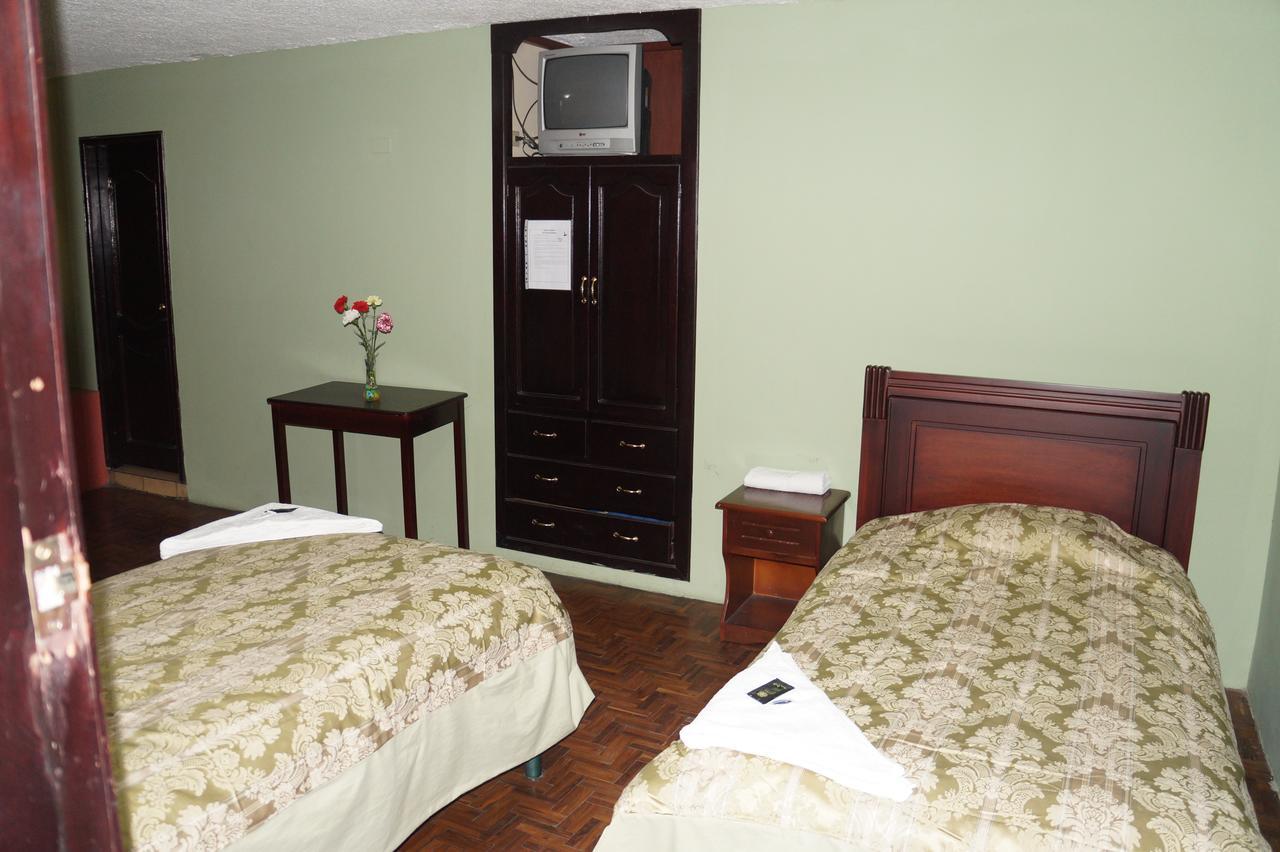 Hostal Pucara Loja Buitenkant foto